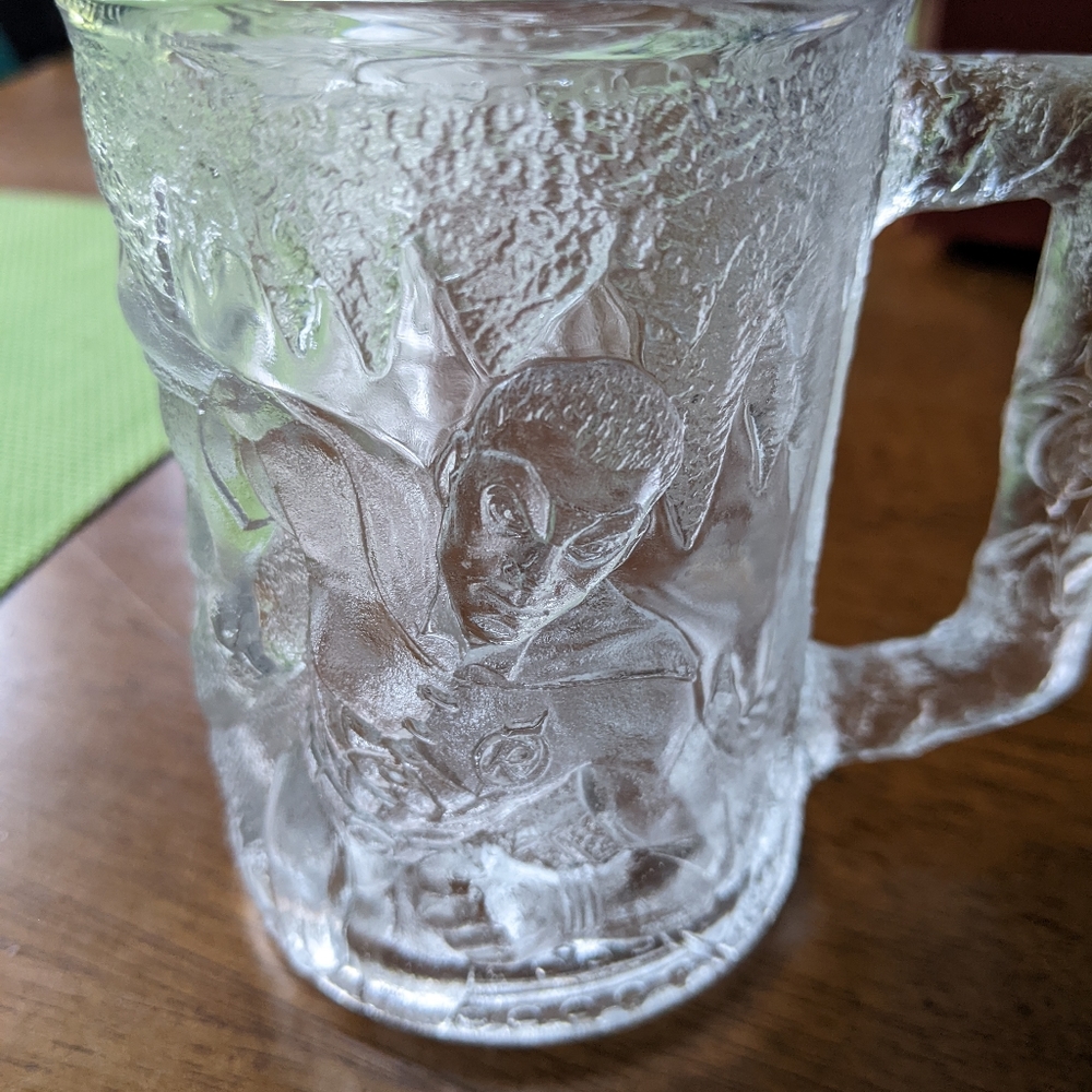 Robin (Batman) McDonald's 1995 glass mug